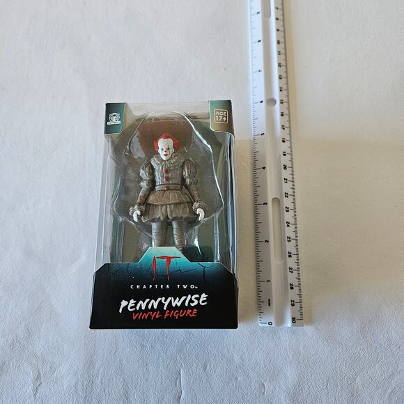 CultureFly WB Pennywise IT Chapter Two Vinyl Figure 5 Inches - Picture 6 of 6